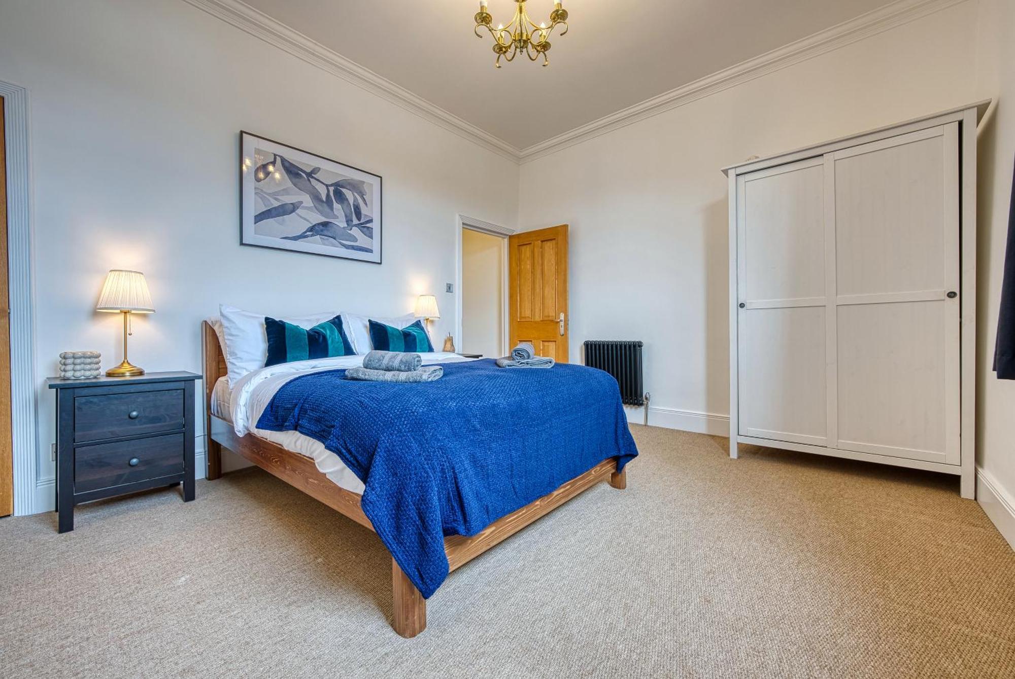 2 Bed Stunning Chic Modern Spacious Apt, Ocean Village, Southampton - Plenty Of Parking - By Blue Puffin Stays Ngoại thất bức ảnh