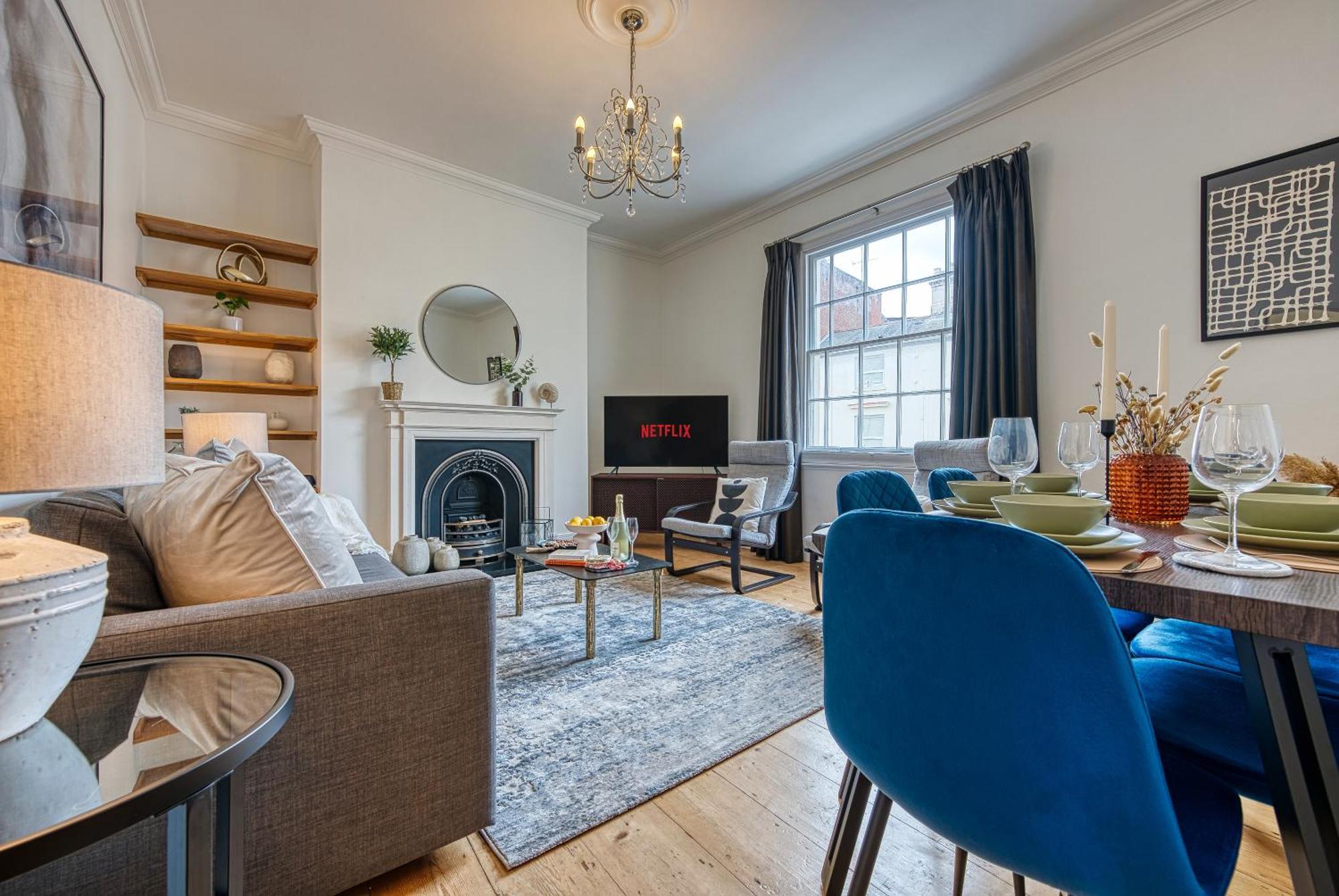 2 Bed Stunning Chic Modern Spacious Apt, Ocean Village, Southampton - Plenty Of Parking - By Blue Puffin Stays Ngoại thất bức ảnh